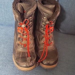 Boys snow boots
